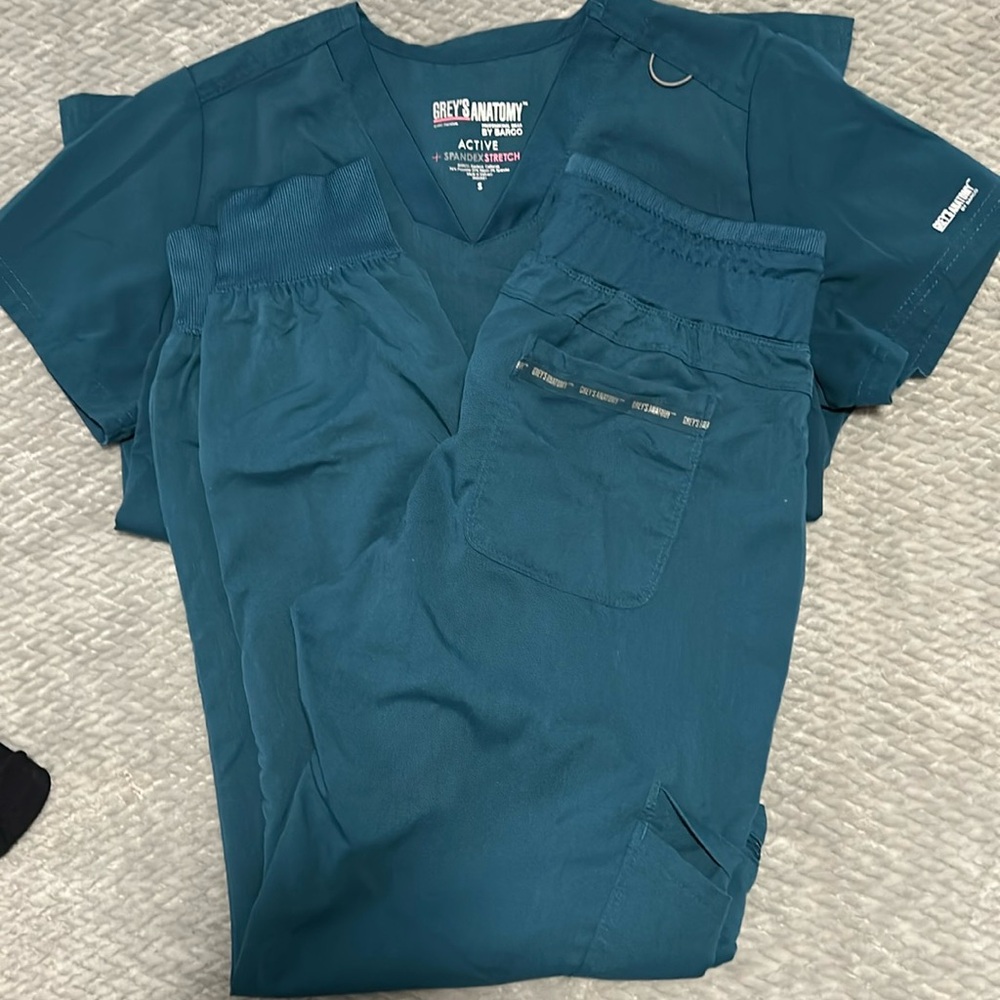 Greys anatomy scrub set